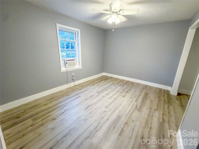 107 Drake Street, Gastonia, NC 28052
