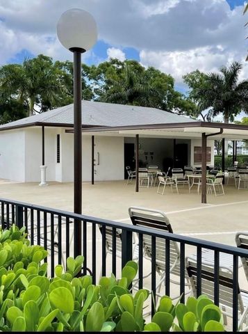 308 Brighton H 308, Boca Raton, FL 33434