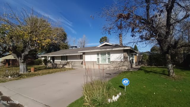 1532 W LOMA Lane, Phoenix, AZ 85021