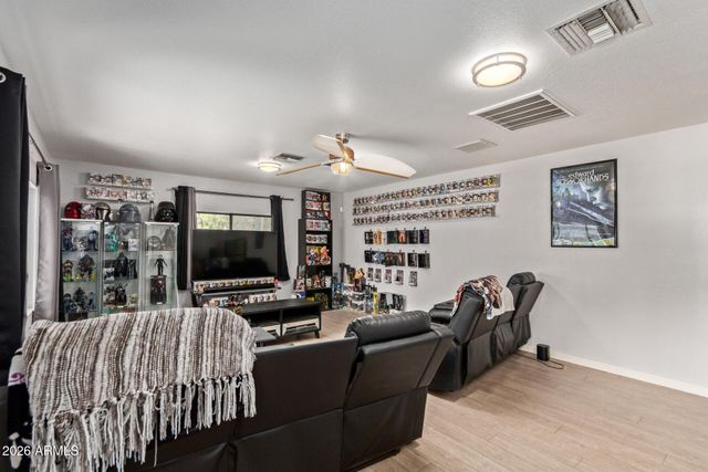 1532 W LOMA Lane, Phoenix, AZ 85021