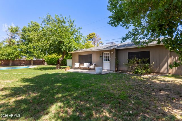 1532 W LOMA Lane, Phoenix, AZ 85021