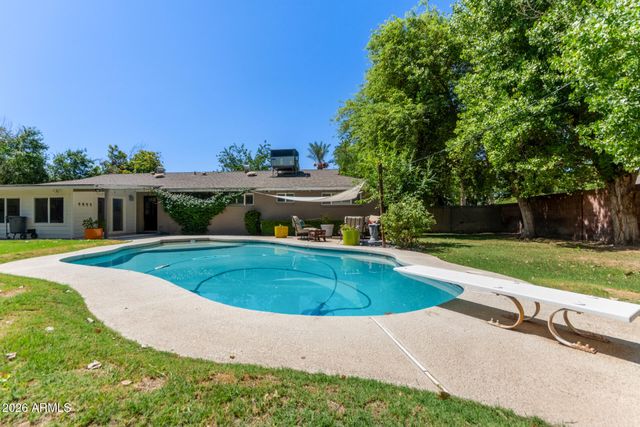 1532 W LOMA Lane, Phoenix, AZ 85021