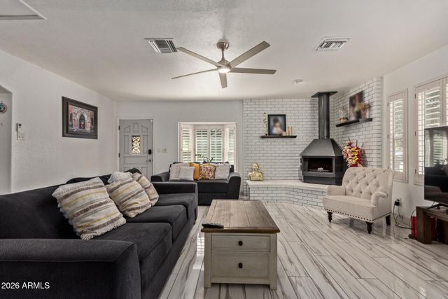 1532 W LOMA Lane, Phoenix, AZ 85021