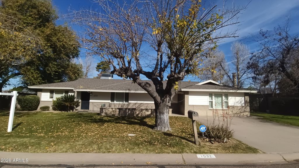 1532 W LOMA Lane, Phoenix, AZ 85021