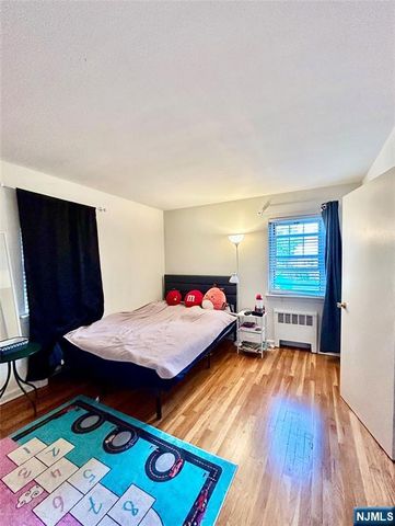 241 Passaic Street 16 A, Rochelle Park, NJ 07662