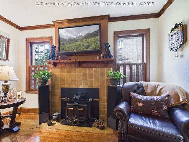 890 Poplar Road, Charleston, WV 25302