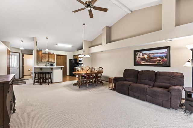 7577 Ojibway Park Court, Woodbury, MN 55125