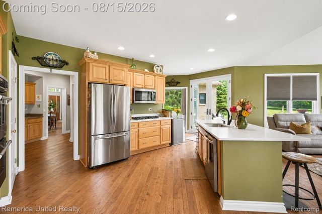 3099 Beach Lake Drive E, Brighton Township, MI 48380