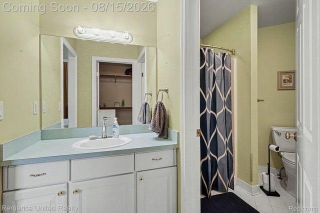 3099 Beach Lake Drive E, Brighton Township, MI 48380