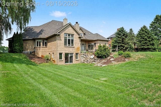 3099 Beach Lake Drive E, Brighton Township, MI 48380