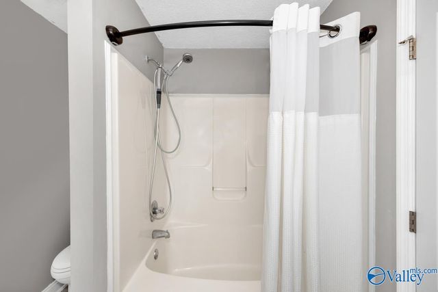 4816 Canterwood Drive SE, Owens Cross Roads, AL 35763