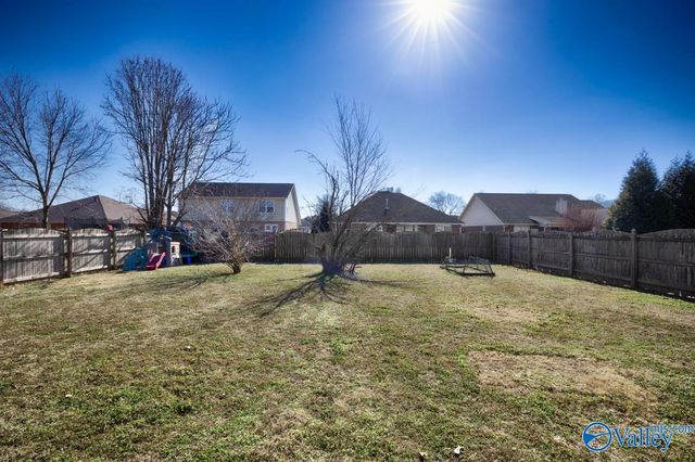 4816 Canterwood Drive SE, Owens Cross Roads, AL 35763