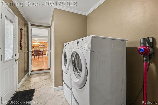 2004 Bootmaker Lane, Bloomfield Hills, MI 48304