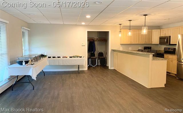 2004 Bootmaker Lane, Bloomfield Hills, MI 48304