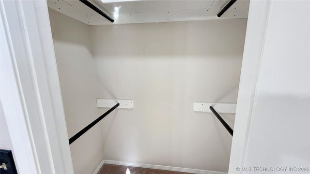 2315 N Grand Avenue, Tahlequah, OK 74464