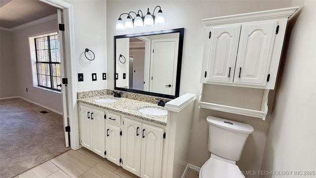 2315 N Grand Avenue, Tahlequah, OK 74464