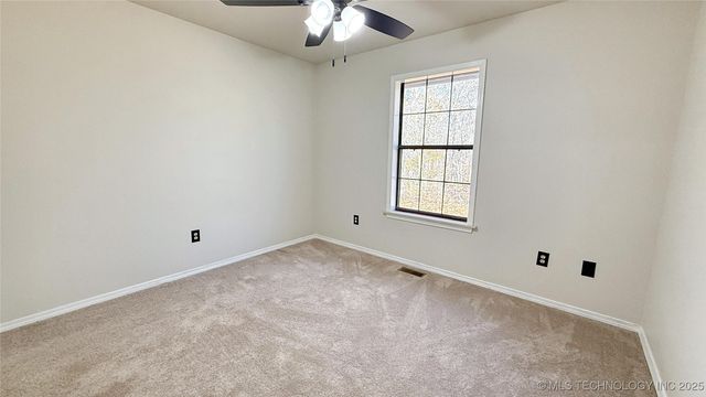 2315 N Grand Avenue, Tahlequah, OK 74464