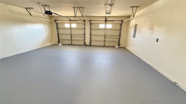 2315 N Grand Avenue, Tahlequah, OK 74464