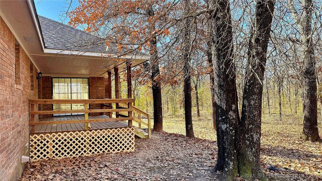 2315 N Grand Avenue, Tahlequah, OK 74464