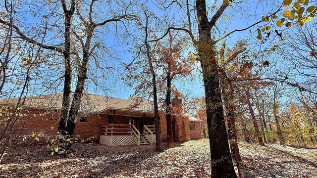 2315 N Grand Avenue, Tahlequah, OK 74464