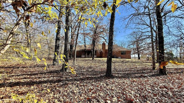 2315 N Grand Avenue, Tahlequah, OK 74464