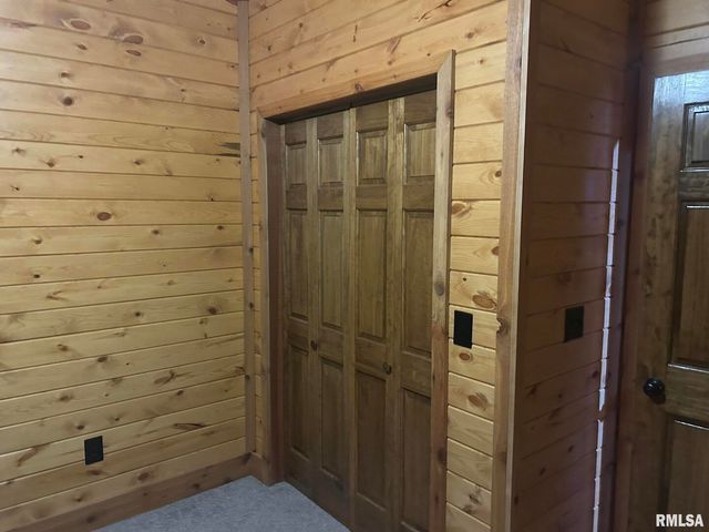 40 Presley Loop, Golconda, IL 62938