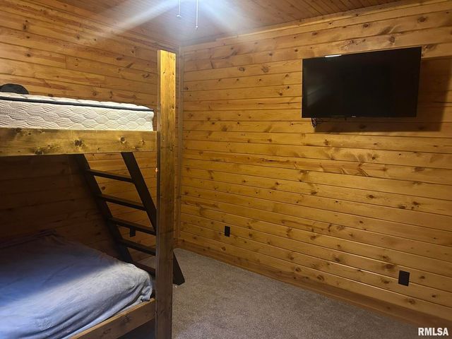 40 Presley Loop, Golconda, IL 62938