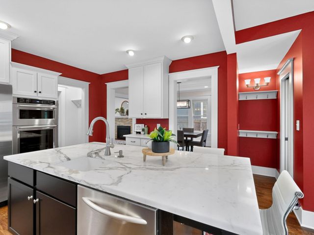 811 6th Street SW, Rochester, MN 55902
