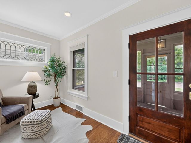 811 6th Street SW, Rochester, MN 55902