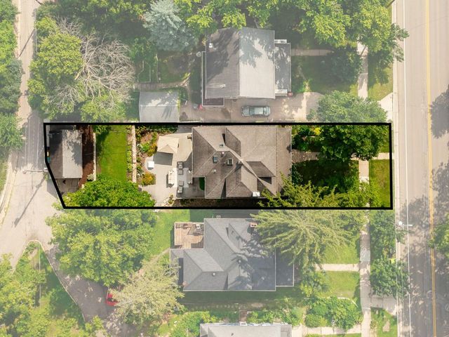 811 6th Street SW, Rochester, MN 55902