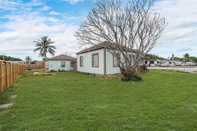 145 NW 6th Ave, Florida City, FL 33034