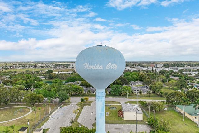 145 NW 6th Ave, Florida City, FL 33034
