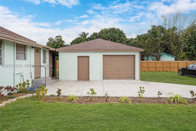 145 NW 6th Ave, Florida City, FL 33034