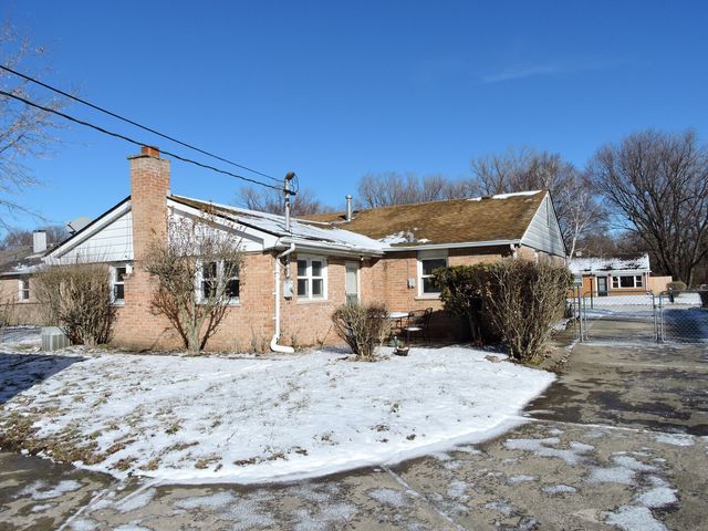 15328 Parkside Drive, Markham, IL 60428