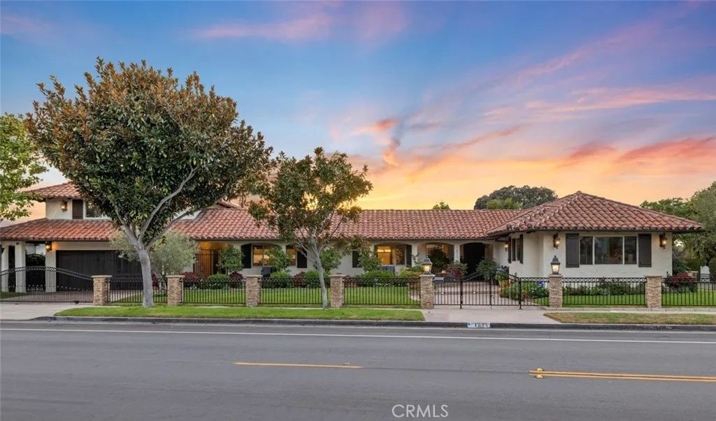 1511 Santiago Drive, Newport Beach, CA 92660