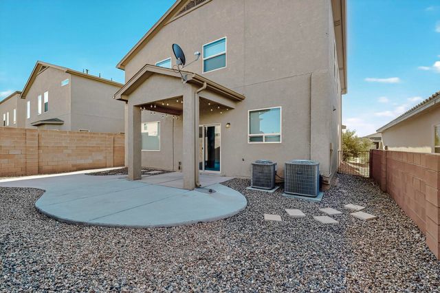 5909 Mafraq Avenue NW, Albuquerque, NM 87114