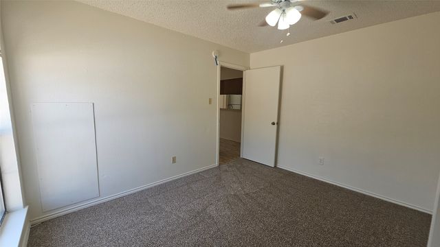 550 E Windsor Avenue, Denton, TX 76209