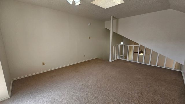 550 E Windsor Avenue, Denton, TX 76209
