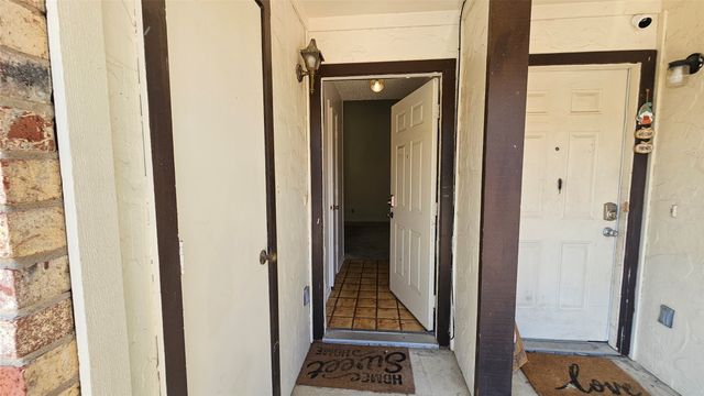 550 E Windsor Avenue, Denton, TX 76209