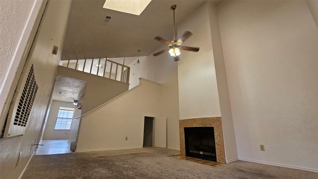 550 E Windsor Avenue, Denton, TX 76209