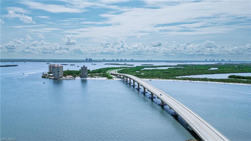 8000 Lagoon RD, FORT MYERS BEACH, FL 33931 — exterior