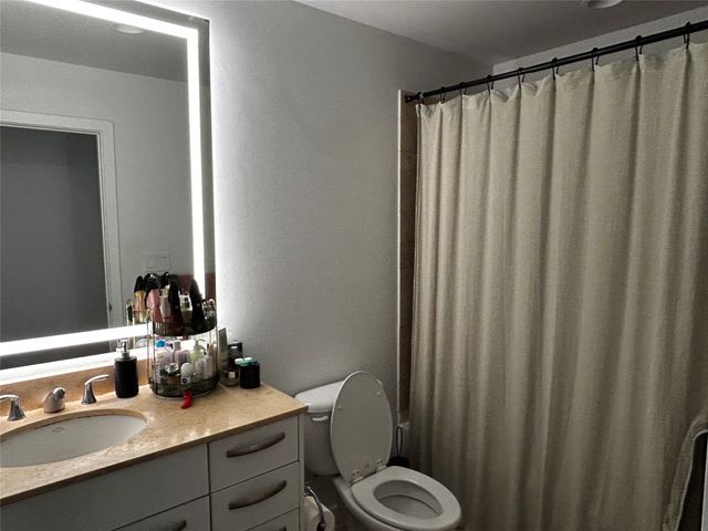 1200 Main Street 902, Dallas, TX 75202