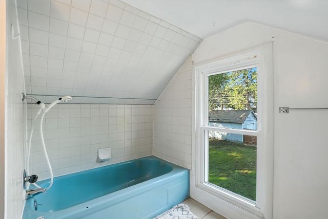 5919 N Howard St, Spokane, WA 99205