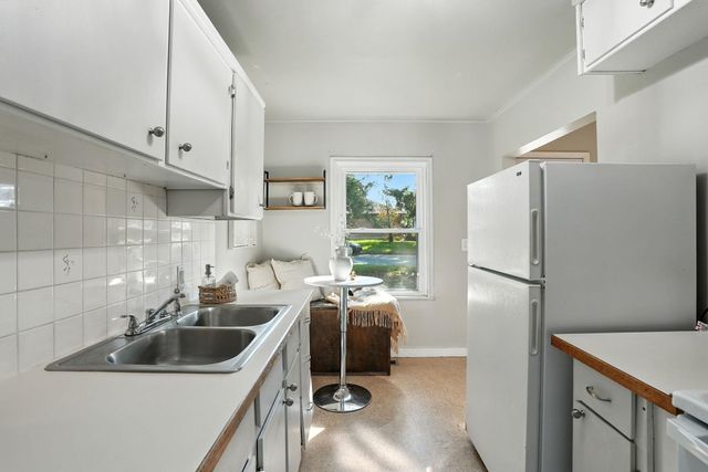 5919 N Howard St, Spokane, WA 99205