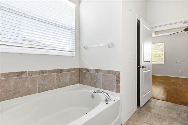 6702 DEVESTA LOOP, Palmetto, FL 34221