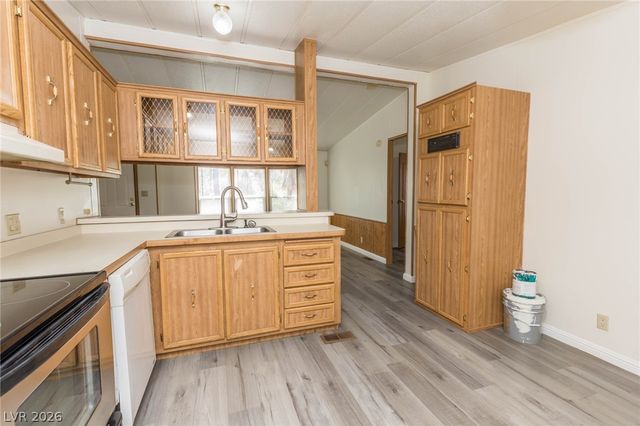 1130 East Mesquite Avenue, Pahrump, NV 89060