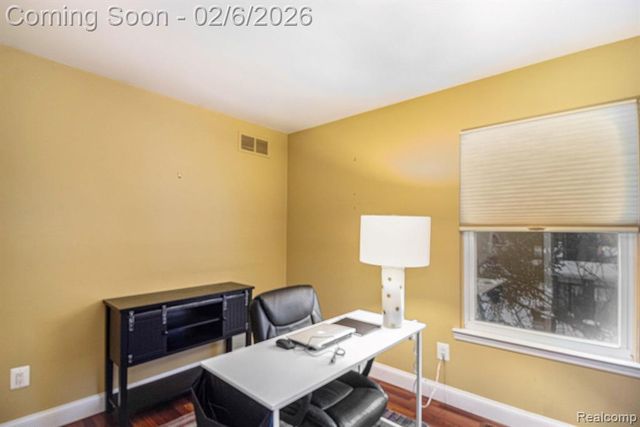 24516 Simmons Drive, Novi, MI 48374