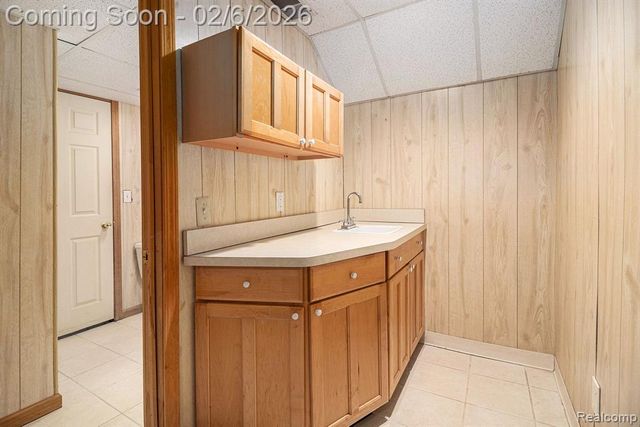 24516 Simmons Drive, Novi, MI 48374