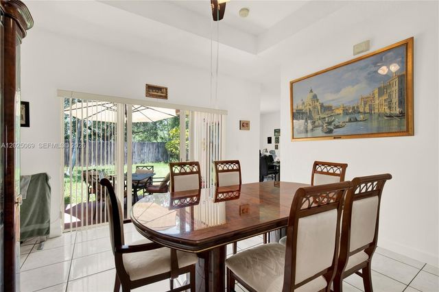 4149 NE 30th St, Homestead, FL 33033