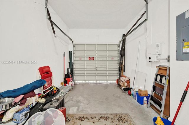 4149 NE 30th St, Homestead, FL 33033